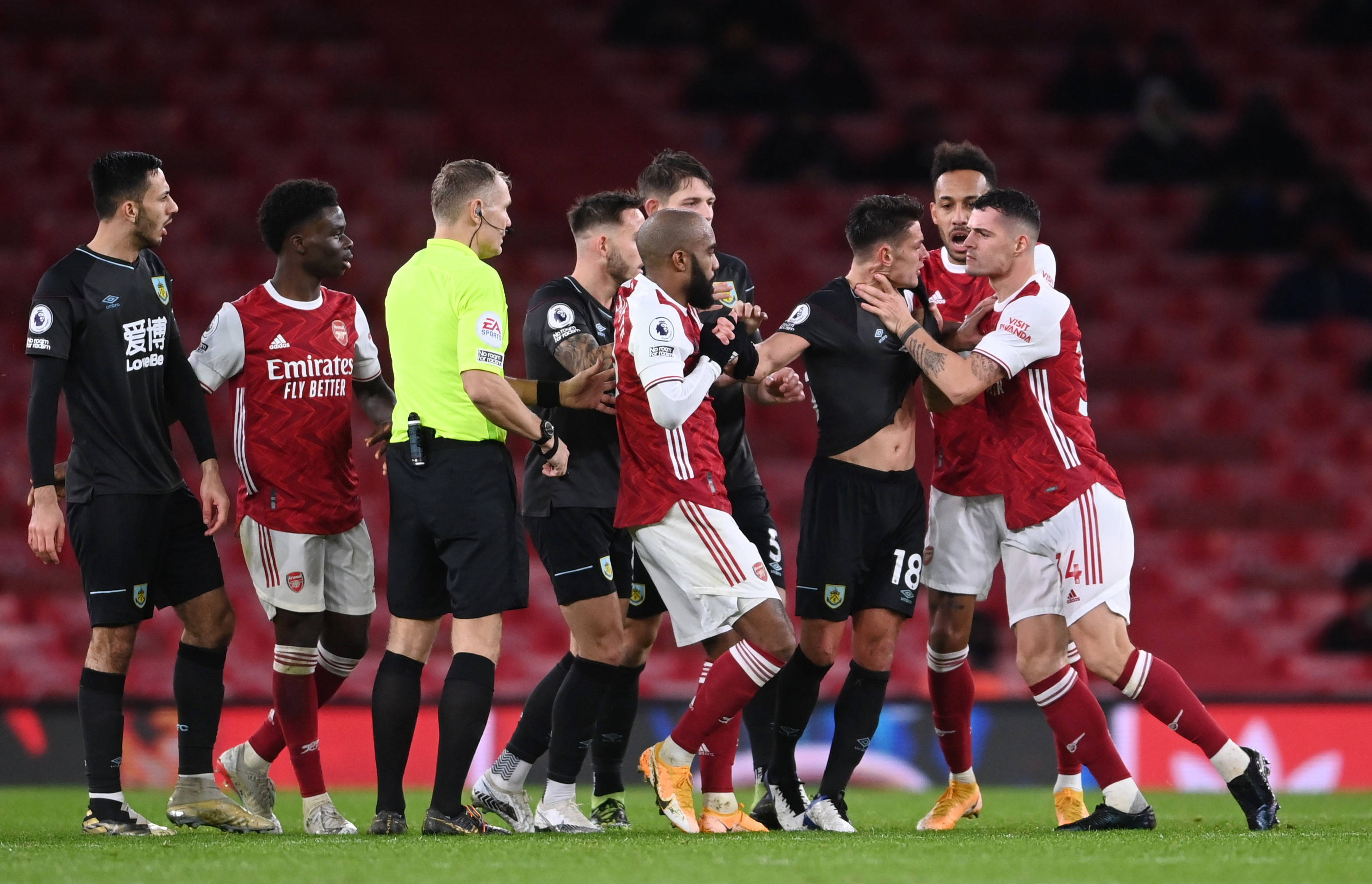 库尔图瓦等 库尔图瓦等