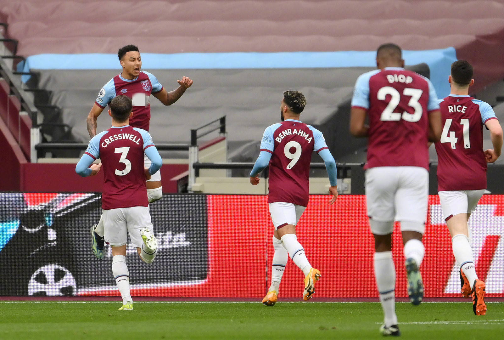 出职业赛场 出职业赛场